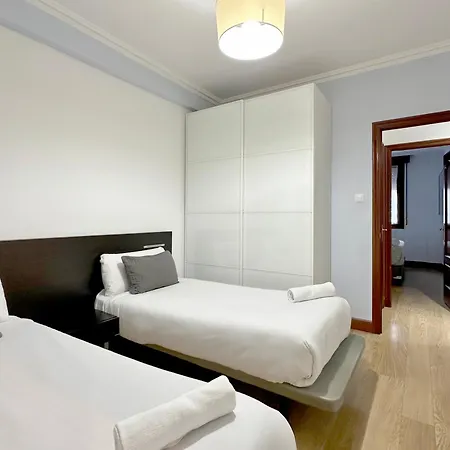 Santutxu Apartamento Elegante Con Wifi Y Parking Апартаменты