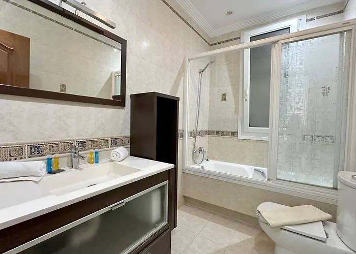 Santutxu Apartamento Elegante Con Wifi Y Parking Апартаменты *