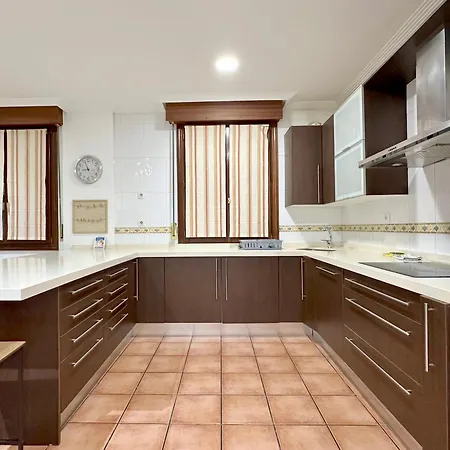 Santutxu Apartamento Elegante Con Wifi Y Parking アパート ビルバオ